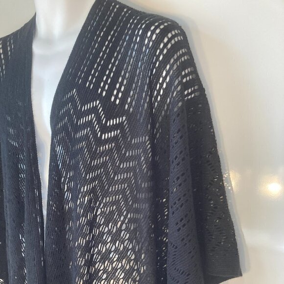 Britt's Knits NWT Black Knit Comfort Wrap Choc & cozy one size fits most - Picture 3 of 6